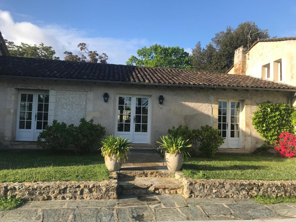 ホテル Le Domaine De Camblanes エクステリア 写真