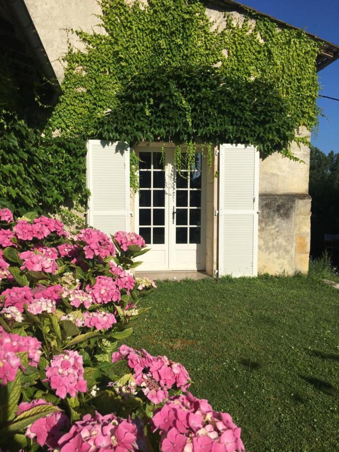 ホテル Le Domaine De Camblanes エクステリア 写真